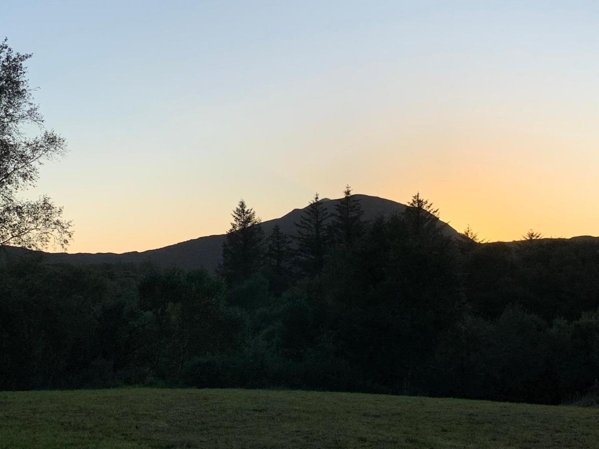 Secluded Hilltop Hideaway! 웨스트포트 외부 사진
